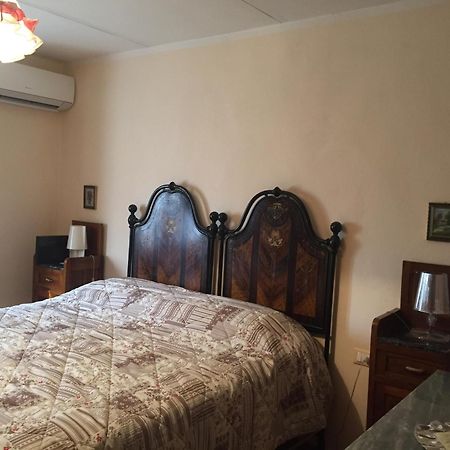 Al Vecchio Leccio Guest House Pistoia Exterior photo